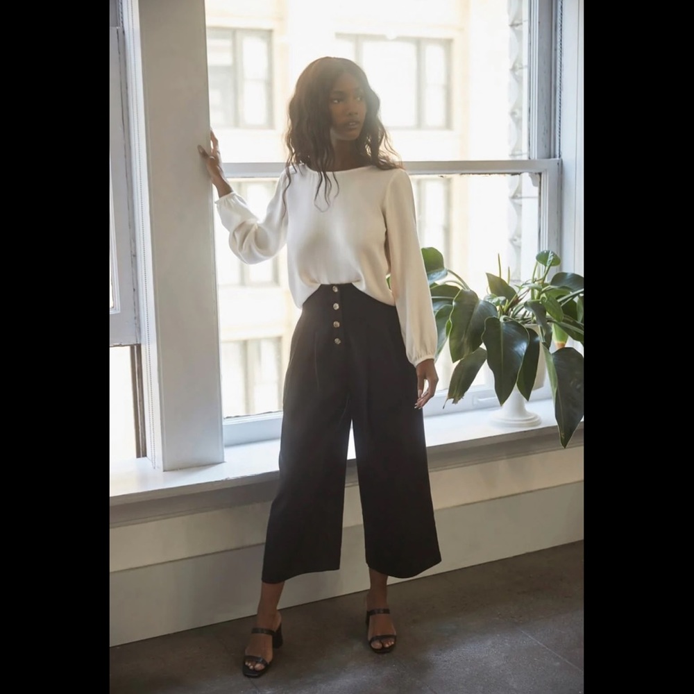 Vetta The Gathered Sleeve Wrap Top